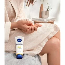 NIVEA 3 In 1 Q10 Anti Alter Pflege Handcreme 100ml 8 NIVEA 3 In 1 Q10 Anti Alter Pflege Handcreme 100ml -Hauschks Geschaft nivea 3 in 1 q10 anti alter pflege handcreme 100ml 3